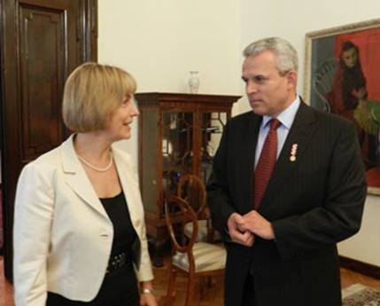 K. Kuhnl a V. Pusic