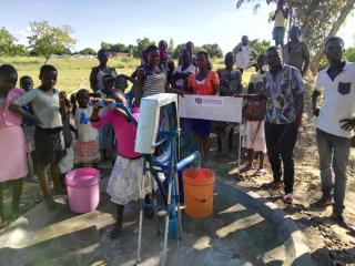 Malawi: Vyhloubení mělkých studní, realizátor Tingathe Development Forum
