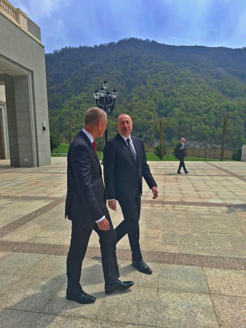 President Ilham Aliyev and Prime Minister Andrej Babiš