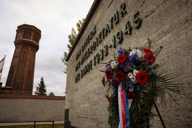 Ministryně Jana Černochová na návštěvě Plötzensee