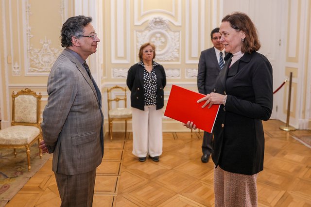 Předání PL do rukou prezidenta republiky