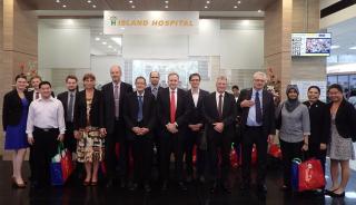  ​Účastníci mise v nemocnici Island Hospital na Penangu