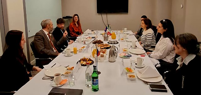 HRbreakfast03 