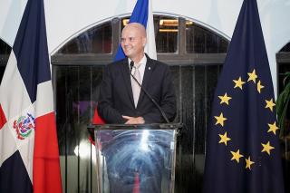 Velvyslanec Petr Kaván při slavnostní inauguraci nového sídla Honorárního konzulátu České republiky v Santo Domingo