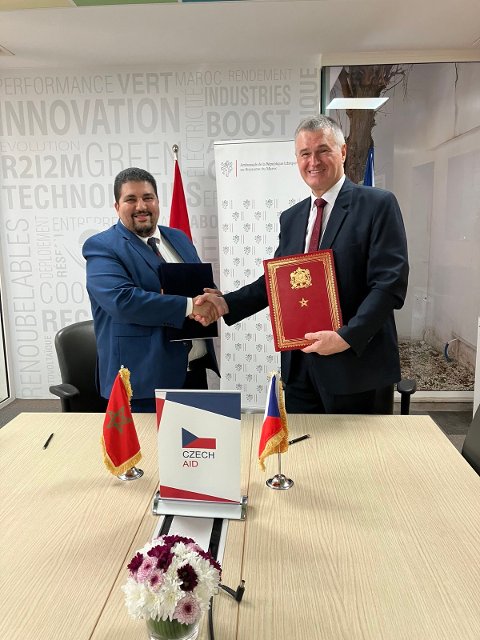 Podpis smlouvy mezi MZV ČR a institutem IRESEN v Rabatu dne 19. 6. 2025