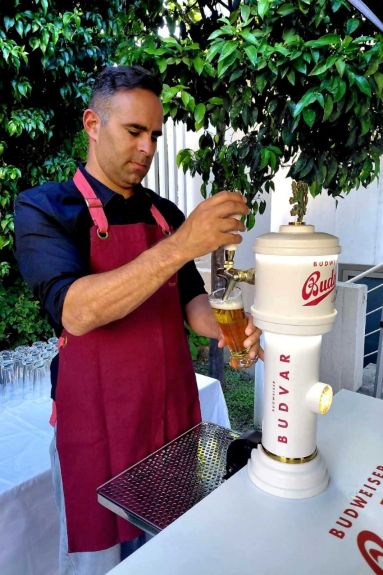 Hosté si pochutnali na pravém českém pivu Budvar