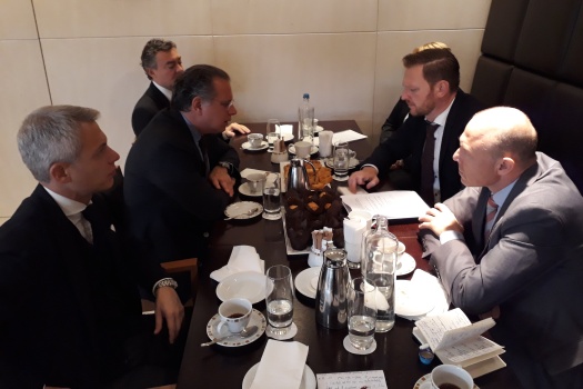 Náměstek Dürr a stínový ministr zahraničí Koumoutsakos