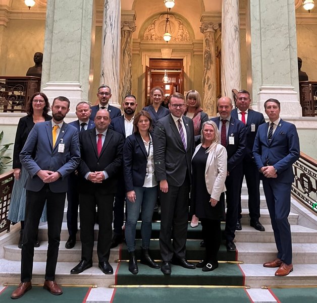 Po jednání delegace Výboru pro bezpečnost Poslanecké s delegací partnerských výborů v Riksdagenu