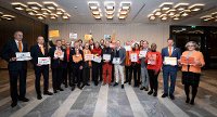 The Tallinn Diplomatic Corps joined the "Orange the World!" campaign.