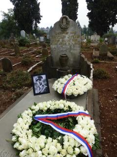 Col. Rosík´s grave in Addis Ababa