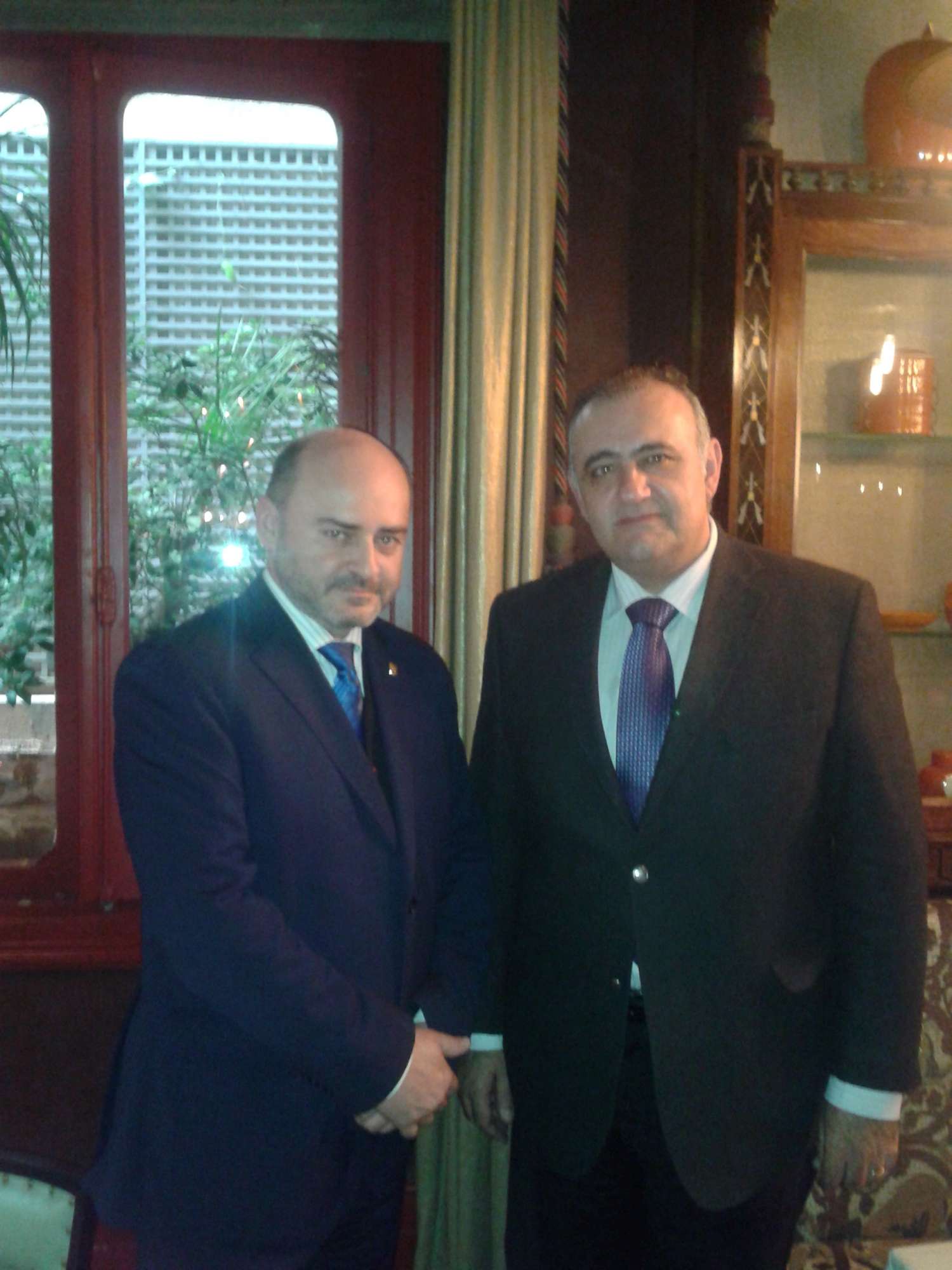  Gabym Layounem