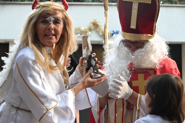 Fiesta de San Nicolás y los mercados navideños en México