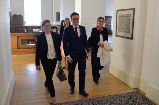 Konzultace náměstka Chmelaře se zástupci švédské vlády