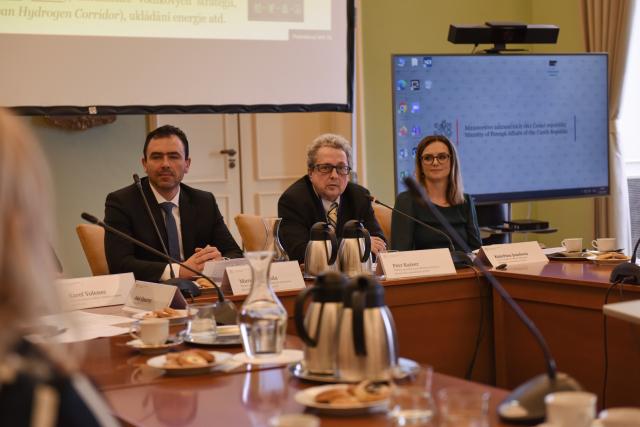 MZV seznámilo diplomaty s úkoly v oblasti vědy, výzkumu, inovací a vzdělávání