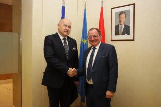 Předseda Poslanecké sněmovny Fernand Etgen a velvyslanec Petr Kubernát