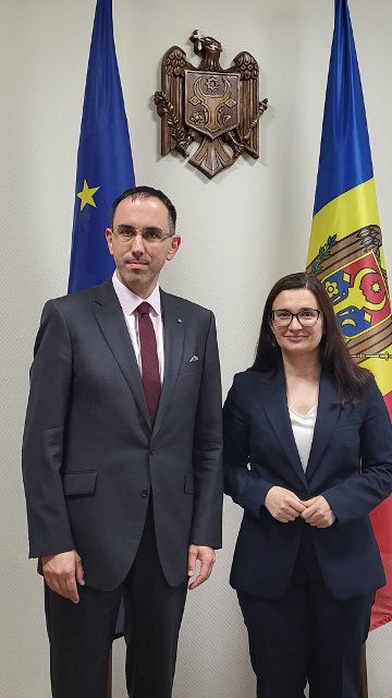 3 vicepremiérka Cristina Gherasimov a náměstek Jan Marian