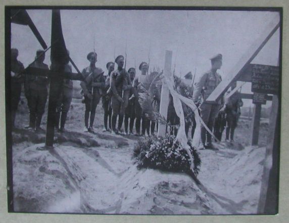 Pohřeb ruského legionáře Ladislava Horkého (zemřel 15. května 1917) - © Военно-исторический институт/Военно-исторический архив (Министерство обороны ЧР)