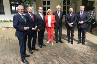 Ministr Kulhánek převzal české předsednictví ve Slavkovském formátu