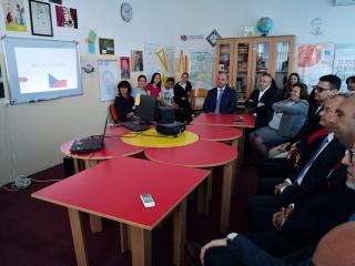 Head of the Czech Embassy visited Selman Riza School in Fushë Kosova