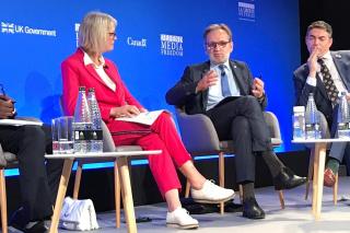 Náměstek Povejšil na konferenci ke svobodě médií v Londýně 