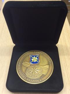 La medaglia commemorativa del Brigadier Generale Tuhý 