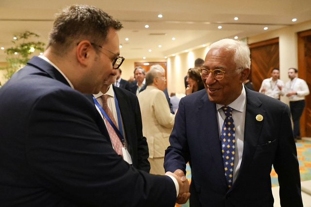 Jan Lipavský y António Costa