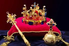 Le plus grand de nos monarques célèbre son 704e anniversaire aujourd´hui
