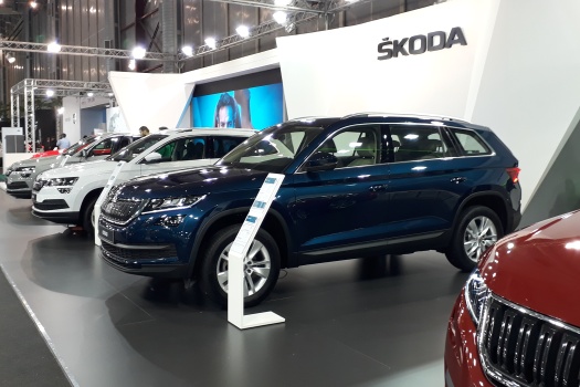 Škoda Karoq v celé barevné škále na athénském veletrhu 
