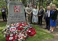 Odhalení nového pomníku československým veteránům v National Memorial Arboretum