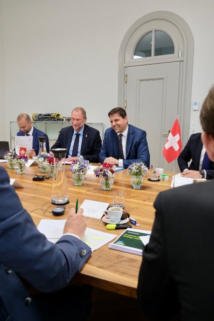 Ministr životního prostředí ČR Petr Hladík na pracovním jednání v Bernu