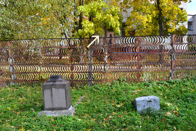 Vojenské pohřebiště na ul. Vancetti v Bobrujsku - © Michal Gelbič