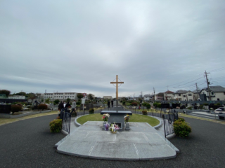 カトリック府中墓地