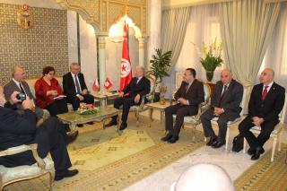S. E. M. le Ministre des Affaires Etrangerese de la République tunisienne 