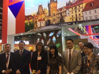 Executive Director of HKTDC Ms M.Fong was welcomed at Czech Pavilion at FoodExpo 2018