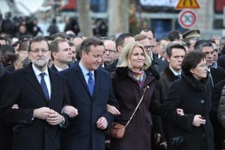 Monsieur Sobotka, Premier Ministre de la République tchèque, et Monsieur Lubomír Zaorálek, Ministre des Affaires étrangères ont participé à la marche républicaine à Paris.
