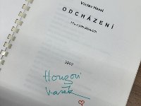 "Odcházení" s věnováním