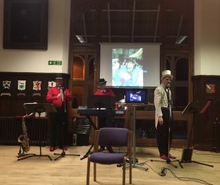Cabaret entertainment by the Pepa Hervert ensemble