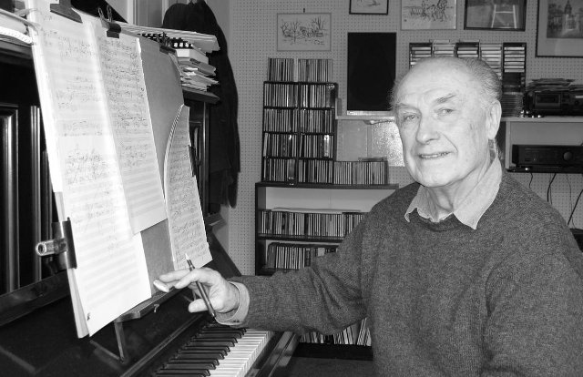 Zemřel hudební skladatel Karel Janowicz