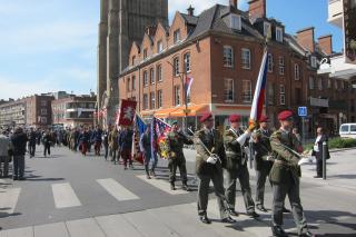 Ceremonie v Dunkerque.