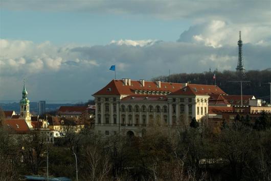 Černínský palác ze západu