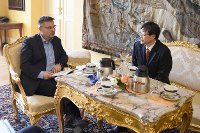 Náměstek Tlapa přijal velvyslance Japonska