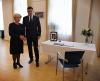 Ministryně kultury SR Ĺ. Laššáková s velvyslancem ČR T. Tuhým