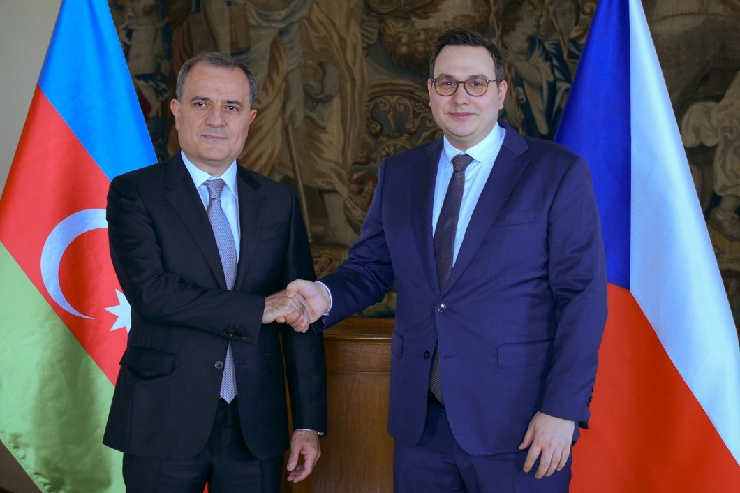 Minister Lipavský Met with Azerbaijani Foreign Minister Bajramov