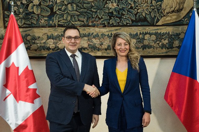 Šéf české diplomacie jednal s ministry Kanady, USA, Dánska a Spojeného království