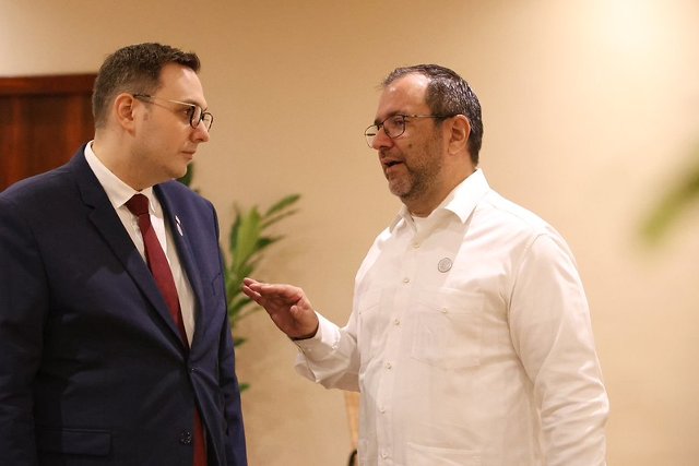 Jan Lipavský y Yván Gil