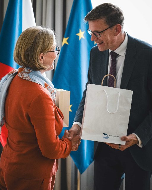 Saská ministryně Regina Kraushaar s ministrem dopravy ČR Martinem Kupkou