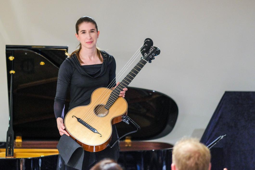 Concert of Petra Pol kov in Canberra Embassy of the Czech