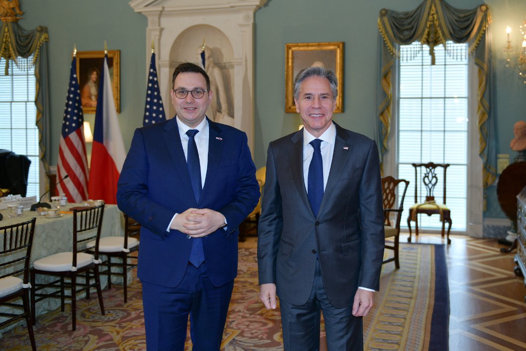 Ministři Lipavský a Blinken podepíšou memorandum o spolupráci v boji proti dezinformacím