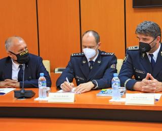 Policie