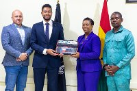 Předání vybavení pro boj s kyberkriminalitou ghanské polici v rámci programu CyberVAC/ Handover of Cybercrime-Fighting Equipment to the Ghana Police Service under the CyberVAC Programme
